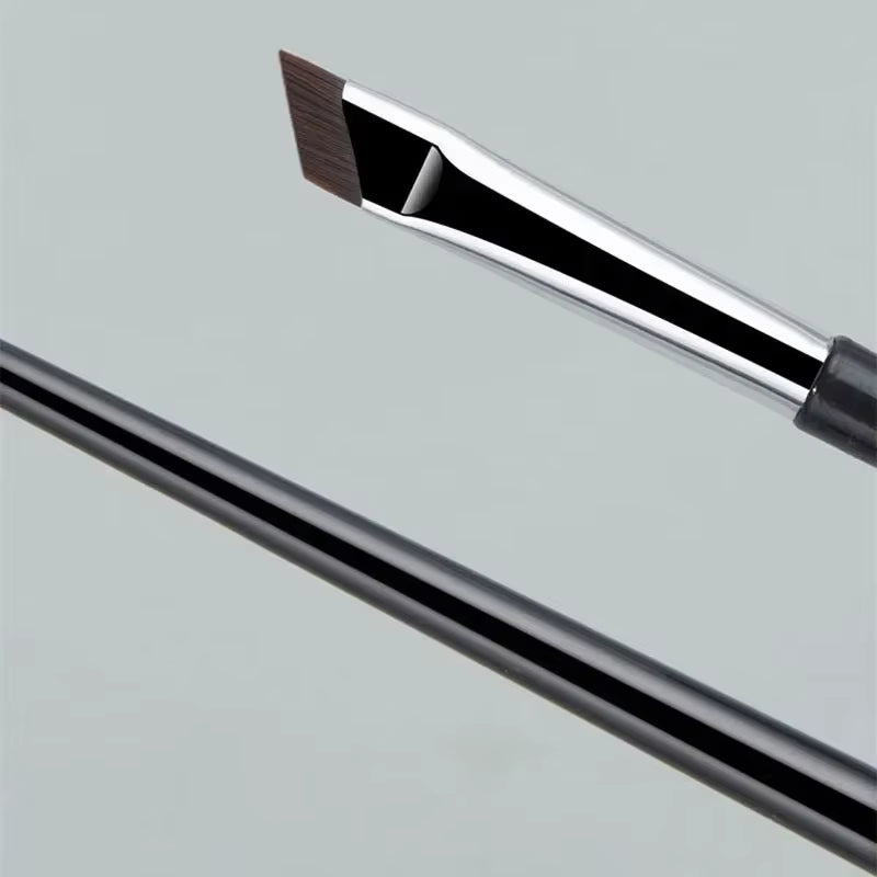 2Pcs Angled Blade Eyeliner Brush Ultra Thin Fine Eyebrow Brush Flat Sickle Eyeliner Brushes Thin Angled Eyeliner Makeup Tools
