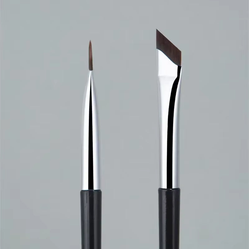2Pcs Angled Blade Eyeliner Brush Ultra Thin Fine Eyebrow Brush Flat Sickle Eyeliner Brushes Thin Angled Eyeliner Makeup Tools